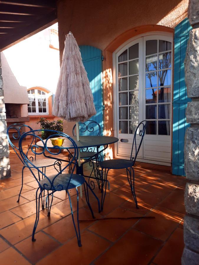 Вилла Domaine Des Pins Saint-Esteve  Экстерьер фото